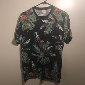 Tropical tee